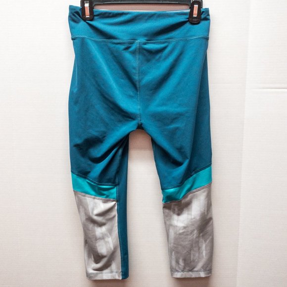 Under Armour M High-Rise Compression Capri Leggings - Picture 3 of 6